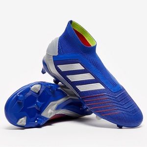 Adidas Kids Predator 19+ FG soccer cleats size 4